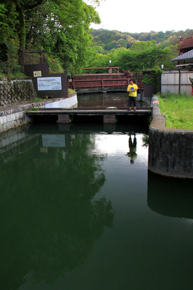 蹴上発電所と疏水_e0048413_20132021.jpg