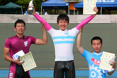 窪木一茂選手・個人戦トラックレース大会ご報告&アイウェアインプレッション!_c0003493_12533919.jpg