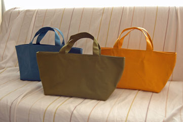 パラフィン加工帆布のトートバッグ3個 Coral A パラフィン加工帆布のトートバッグ3個 Coral A