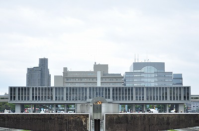 広島平和記念資料館（丹下健三）　広島建築②_f0088303_23564387.jpg