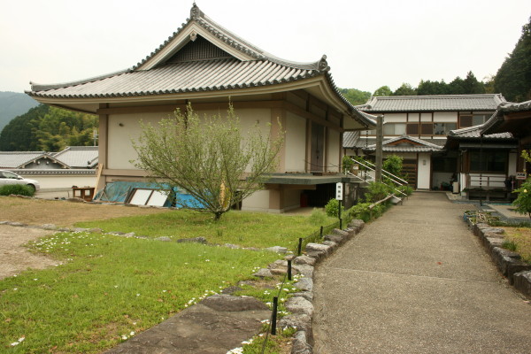 奈良散策記 その4 橘寺_b0118987_10302569.jpg