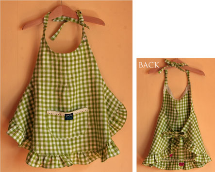黄緑ギンガムのふりふりエプロン_b0158088_1749780.jpg