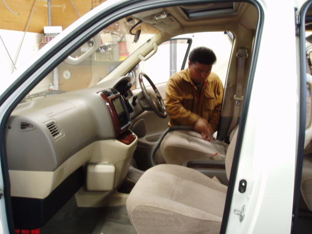 人気車種が続々と入庫しております!!(新川店)_c0161601_225653100.jpg
