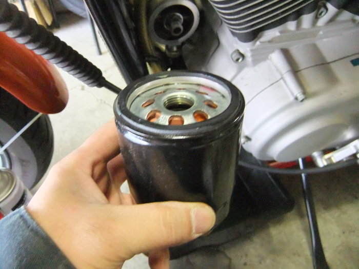 澄川の御曹司の1200S オイル交換!!_c0226202_2221796.jpg