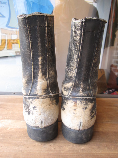 ＜VINTAGE　US MILITARY　BOOTS　TOO DIRTY!!＞_d0098545_12304448.jpg