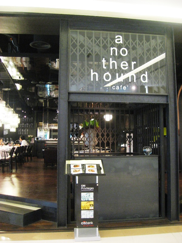 Another Hound Cafe_d0103566_1352895.jpg
