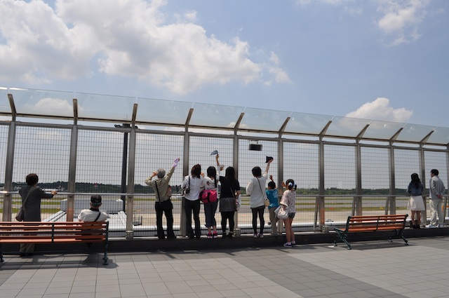 成田空港へ お見送りです Sailing