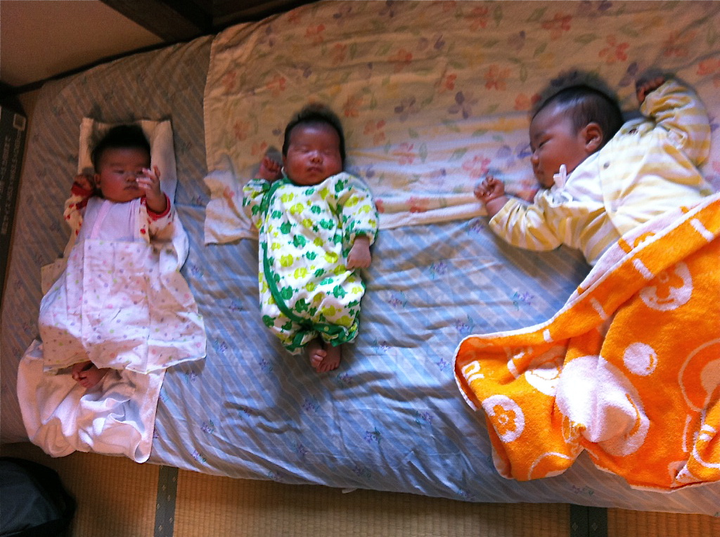 3babys_a0126418_10312653.jpg