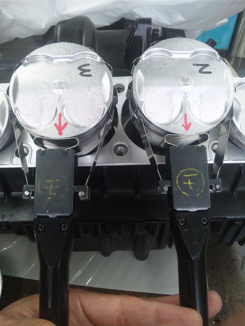 NさんのGPZ900R A12国内 エンジンオーバーホールその4_a0163159_20444531.jpg