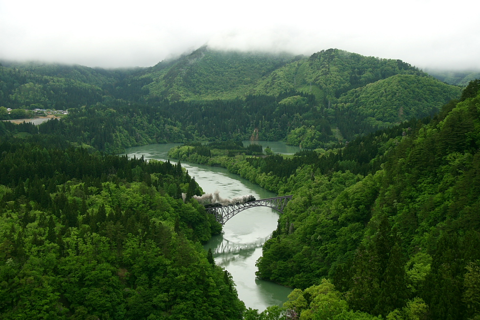 新緑 - 2011年春・只見 -_b0190710_23331159.jpg