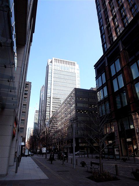 ロンドン発パリ経由ソウル立ち寄りつつの東京着。_c0116714_385790.jpg