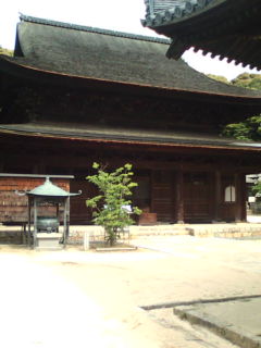 不動院に参拝_e0094315_18183034.jpg