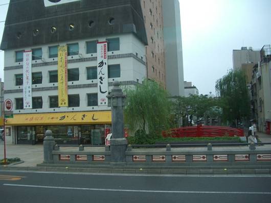 d0065324_1784585.jpg