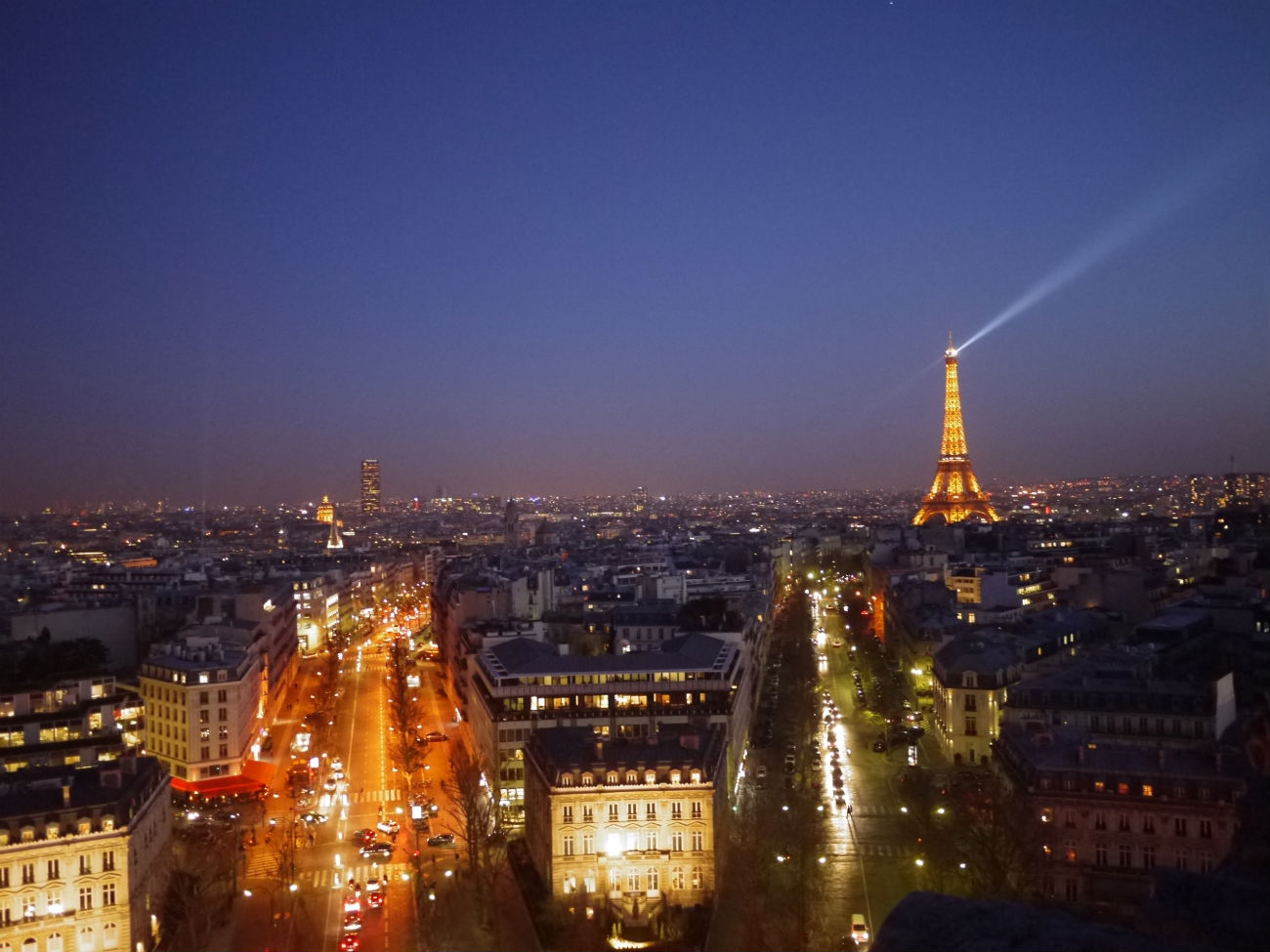 パリの夜景 Off The Mat Himeji