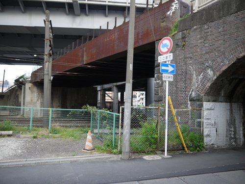 e0171455_1745058.jpg