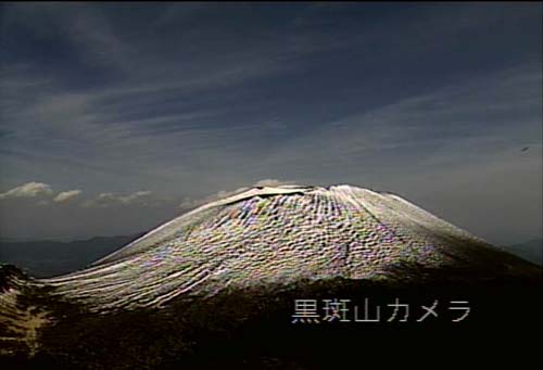 季節はずれの雪_e0120896_14373957.jpg