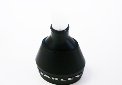 OAKLEY撥水コート剤・ハイドロフォビックペン発売開始!_c0003493_14352638.jpg
