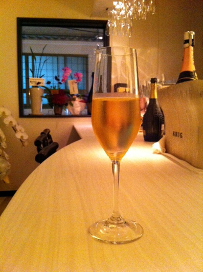 Champagne Cafe 1987_b0118001_40533.jpg