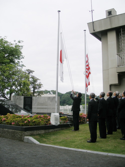 海軍の碑記念行事（横須賀）　　　　　　　高田　　忠_b0012636_20584020.jpg