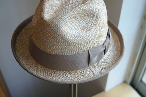 CHAPEAUX 2011s/s gris_b0129548_2311202.jpg