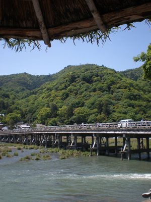 初夏の顔【渡月橋】　　阿多古祀符【火廼要慎】　　　　写真４題　　（中ノ島橋も）_a0191852_1542172.jpg