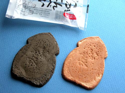 おやつネタ:イカ味なのに甘いおせんべい_f0129557_9452652.jpg