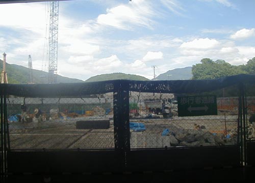 ●嵐山駅前の変化、その106(駅舎から広場、脇道)_d0053294_10354647.jpg