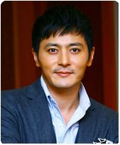 チャン・ドンゴン直筆サイン入り超 特大写真…Jang Dong-gun… 596 チャン ドンゴン 写真 Stock Photos, High-Res Pictures