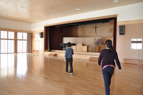 懐かしの校舎取り壊し_b0181516_22511378.jpg
