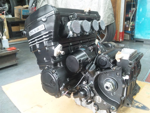 NさんのGPZ900R A12国内 エンジンオーバーホールその5_a0163159_22214065.jpg