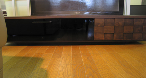 TVボード新入荷_d0156886_155473.jpg