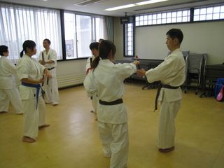 新琴似教室 元気!な稽古と怪しい?稽古_c0118332_13524014.jpg