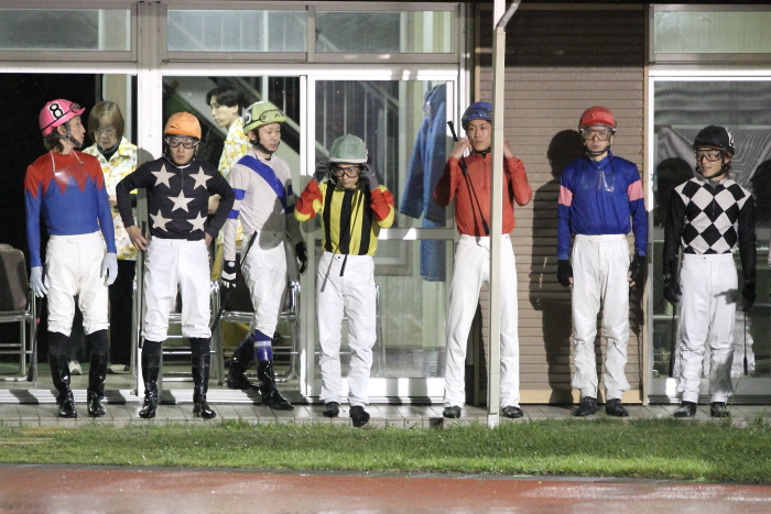 2011年5月28日（土） 高知競馬 10R 高知ぼうしパン特別 C2-1選抜馬_a0077663_17465211.jpg