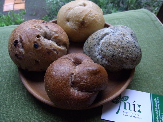 【mi:】 Bagel Cafe & Natural Market　のベーグル_e0067595_21422656.jpg