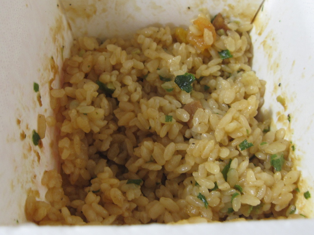 日清のカップヌードルごはん(カップヌードル味)¥228_b0042308_17361028.jpg
