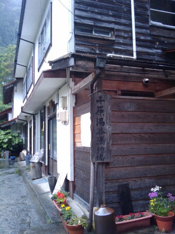d0107133_80117.jpg
