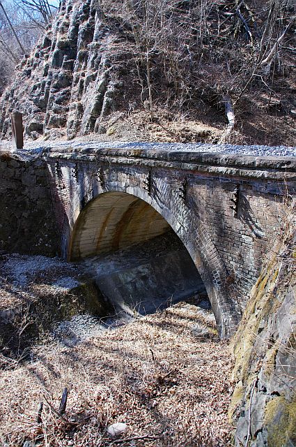 碓氷峠鉄道施設　第四橋梁_b0212342_10495262.jpg