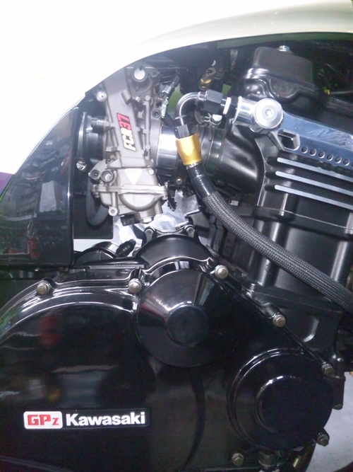 GPZ900RにFCR37装着!・・・セッティングでござる。_a0163159_22234866.jpg