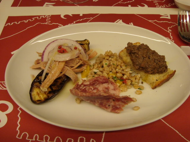 西荻窪「trattoria 29 ~石垣ちゅら豚まつり~」へ行く。_f0232060_23531840.jpg