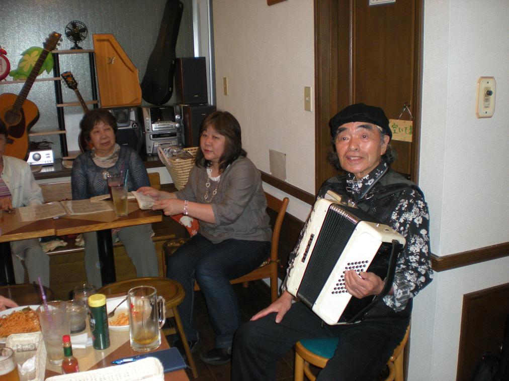 第2回 うたごえ喫茶_d0225380_13292949.jpg