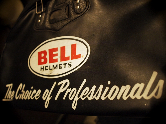 BELL HELMET BAG　_b0207393_2017333.jpg