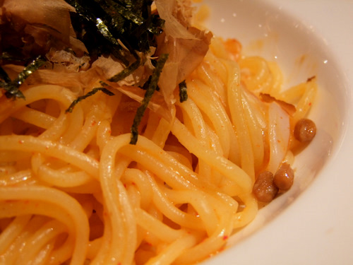 「仙台 ハミングバードの生パスタ モッツァレラとバジルのアマトリチャーナ」_a0000029_135352.jpg