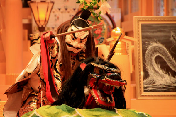 貴船神社 貴船祭りの神楽2_e0048413_2001836.jpg