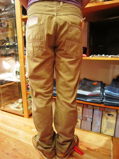 ANACHRONORM \"Random Herringbone Baker Pants\" 待望入荷!_f0191324_98954.jpg