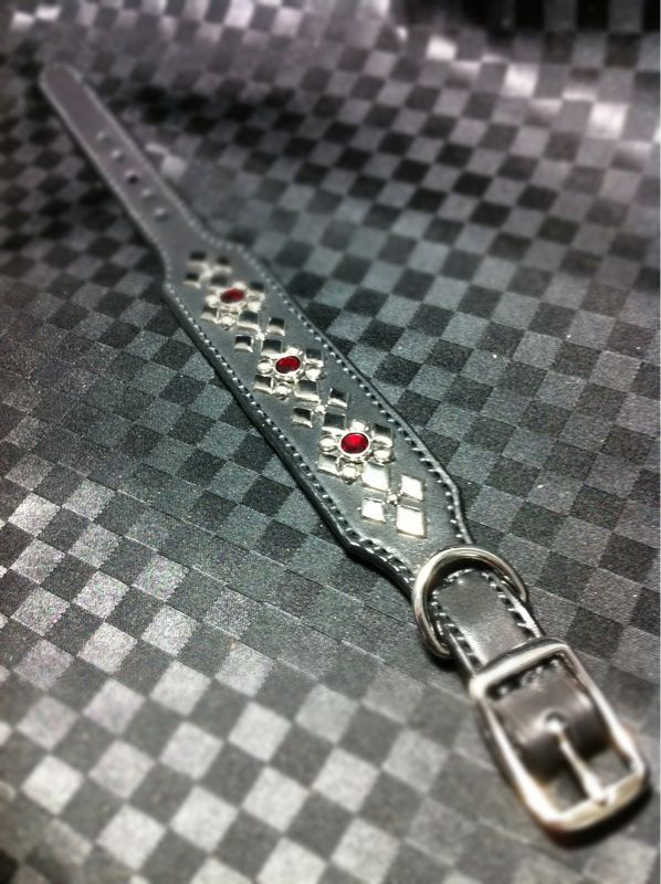 Leather collar ～Studs Model 2〜_c0150032_1924132.jpg