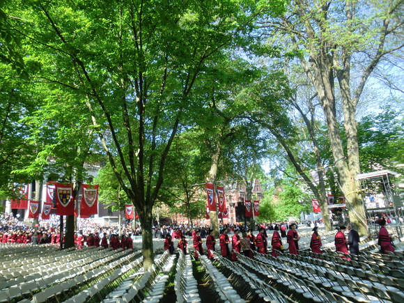 第390号　最大のイベント、Commencement Ceremony! （卒業式）_a0156827_10282655.jpg