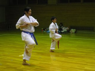 麻生道場 親子型、夫婦型、仲間型!_c0118332_22185569.jpg
