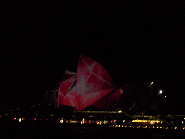 シドニー発　VIVID SYDNEY_d0160405_128728.jpg