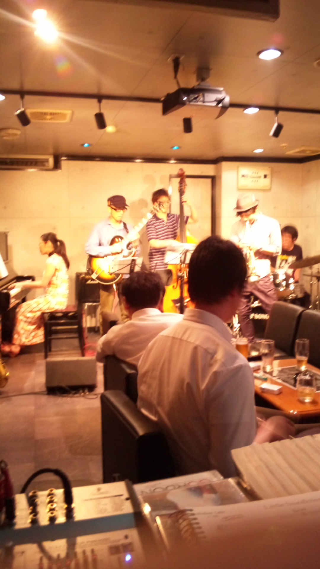 土曜日 ブリージン _b0115606_1146388.jpg