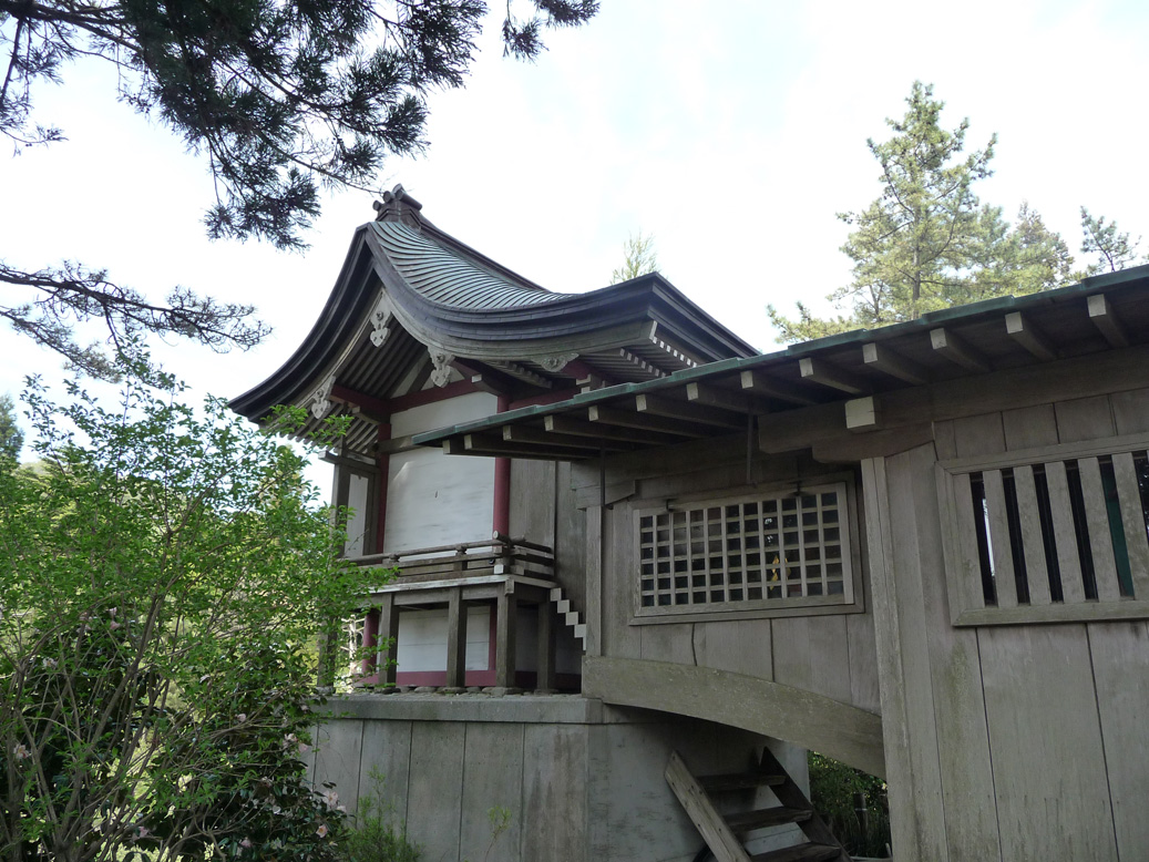 標高1200ｍの海の神　「龍王神社」　　（龍馬脱藩　第一の地　繋ぐ命）_e0165472_2331213.jpg